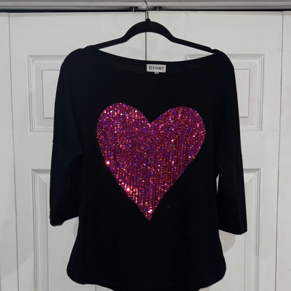 Sparkle Casual 3/4 Sleeve Sequin Heart Crew Neck too Glitter Valentines - Picture 2 of 6